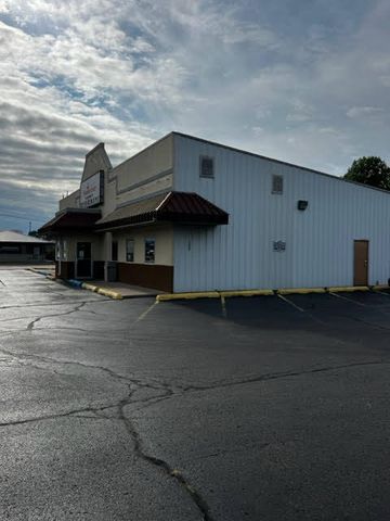 2948 S 5th Street, Terre Haute, IN 47802