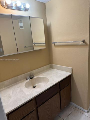 4047 NW 87th Ave 0, Sunrise, FL 33351
