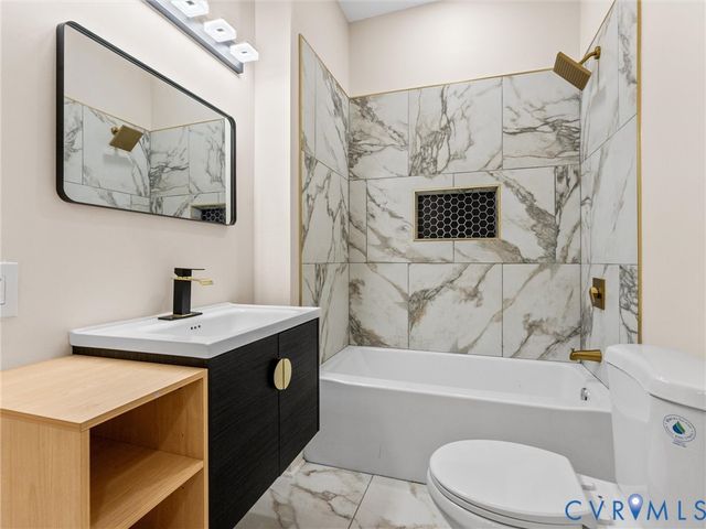 128 Grigg St, Petersburg, VA 23083