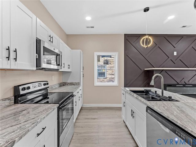 128 Grigg St, Petersburg, VA 23083