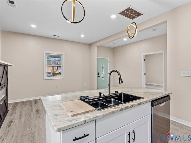 128 Grigg St, Petersburg, VA 23083