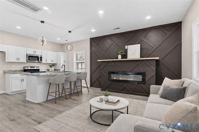 128 Grigg St, Petersburg, VA 23083