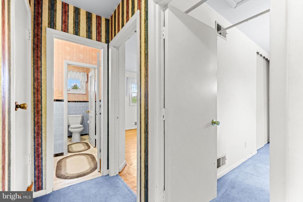 Image 10 of property listing at 3416 GLENSIDE DR, Baltimore, MD 21234