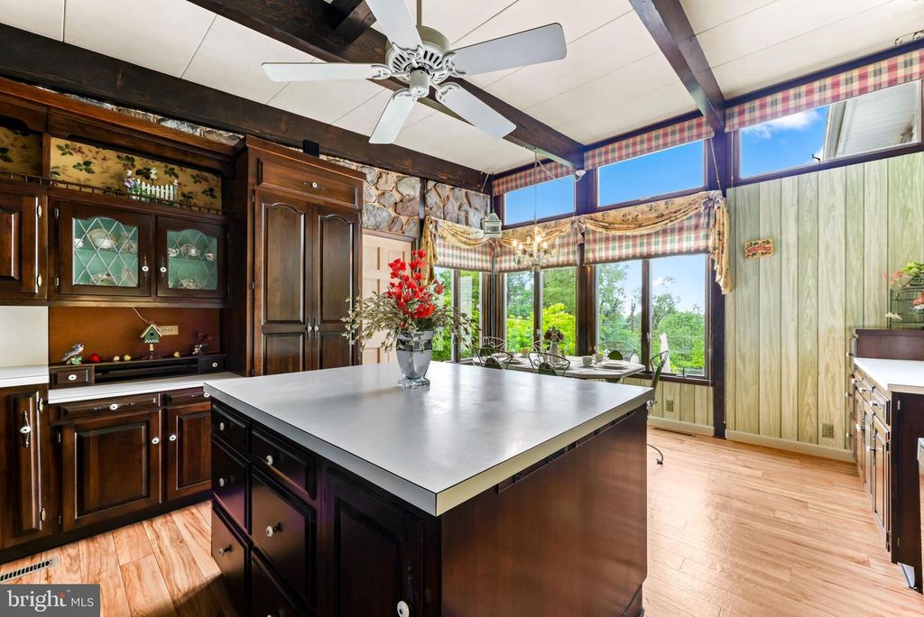 Image 20 of property listing at 3416 GLENSIDE DR, Baltimore, MD 21234