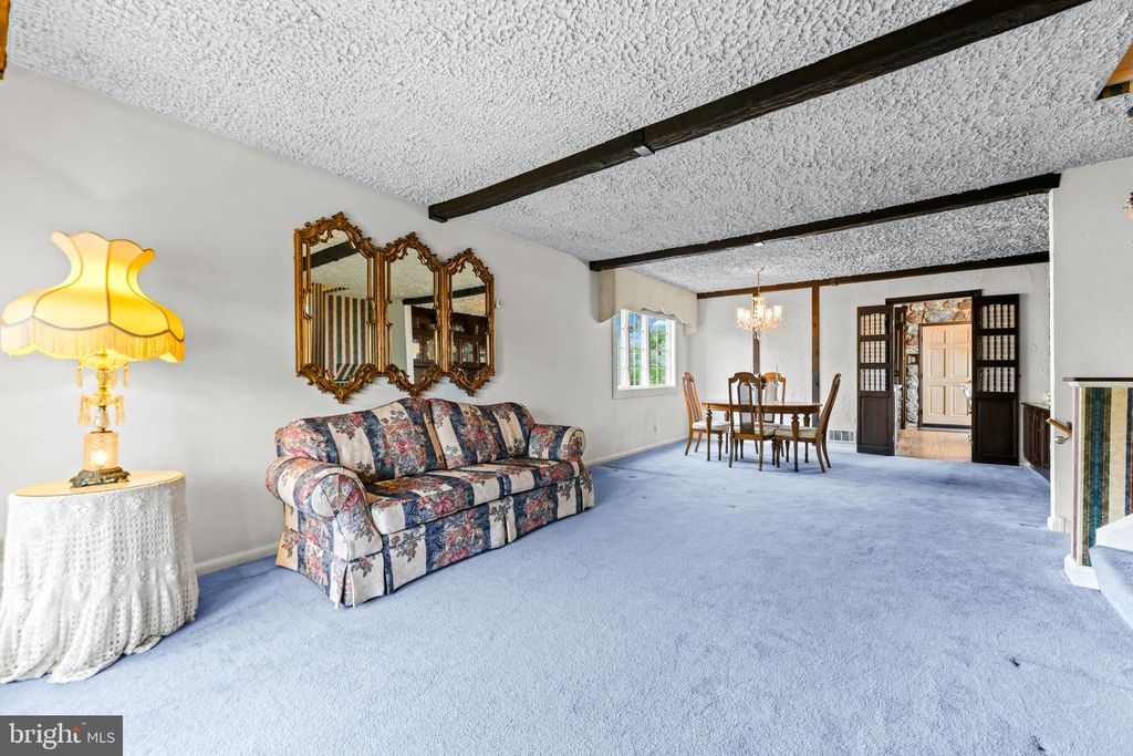 Image 34 of property listing at 3416 GLENSIDE DR, Baltimore, MD 21234