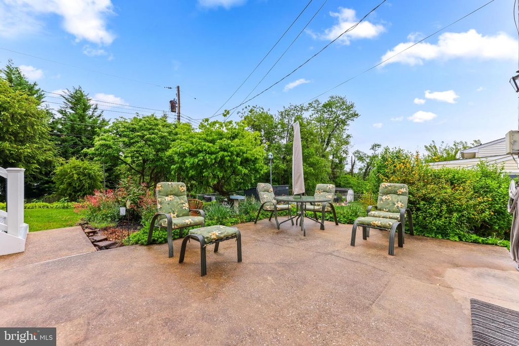 Image 41 of property listing at 3416 GLENSIDE DR, Baltimore, MD 21234