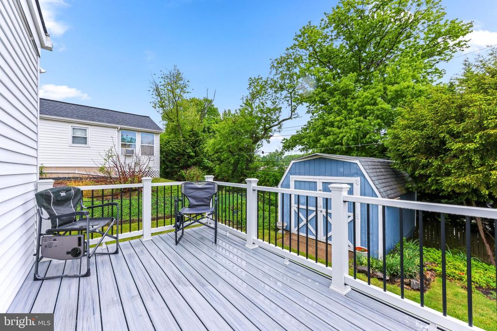 Image 43 of property listing at 3416 GLENSIDE DR, Baltimore, MD 21234