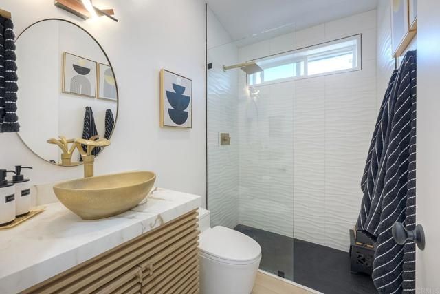 6503 Friendly Place, Carlsbad, CA 92011