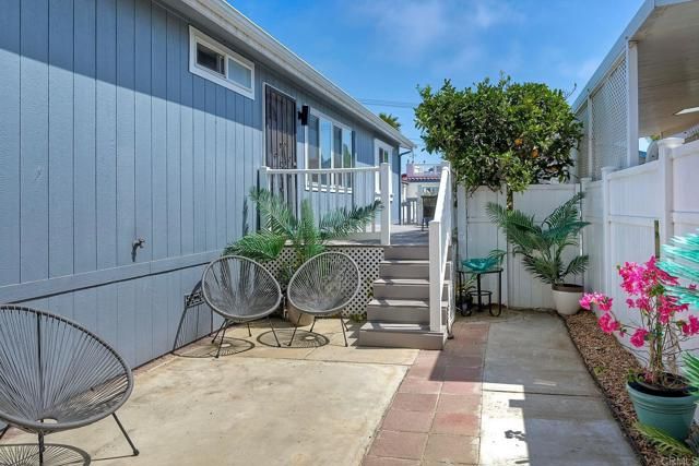 6503 Friendly Place, Carlsbad, CA 92011
