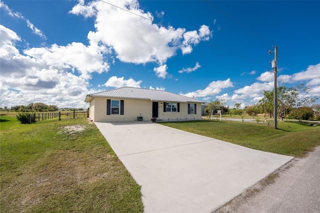 7105 SW CLEMATIS DRIVE, Arcadia, FL 34269