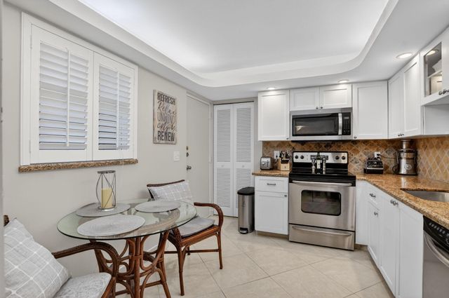 6300 NW 2nd Avenue 306, Boca Raton, FL 33487