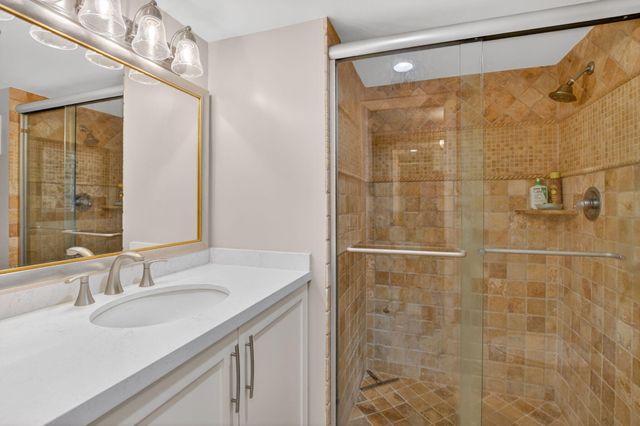 6300 NW 2nd Avenue 306, Boca Raton, FL 33487