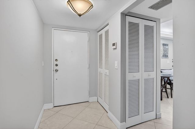 6300 NW 2nd Avenue 306, Boca Raton, FL 33487