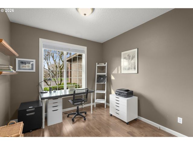 1390 Ne 11TH Ave, Canby, OR 97013