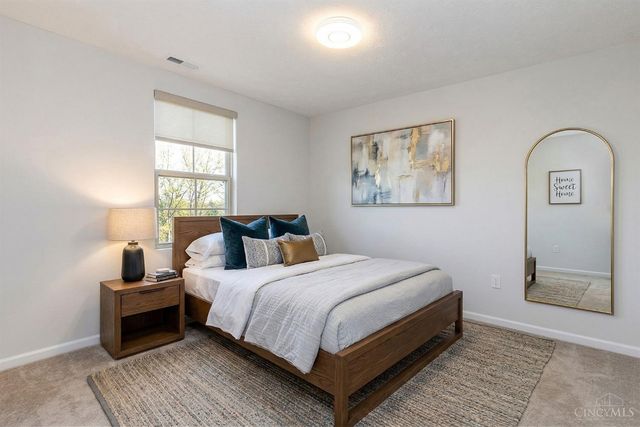 6644 Rivulet Dr, Middletown, OH 45042