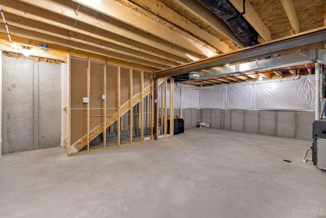 6644 Rivulet Dr, Middletown, OH 45042