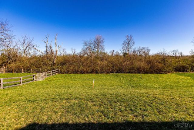 6644 Rivulet Dr, Middletown, OH 45042