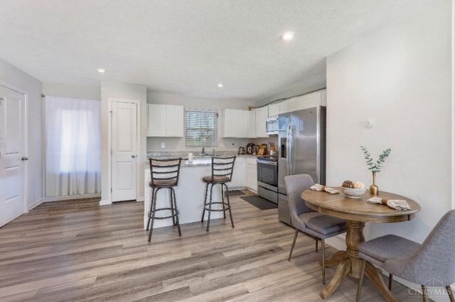 6644 Rivulet Dr, Middletown, OH 45042