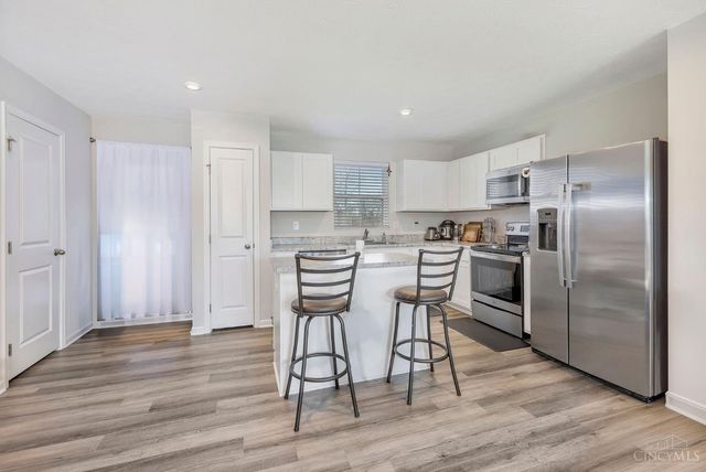 6644 Rivulet Dr, Middletown, OH 45042