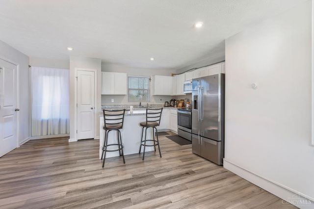 6644 Rivulet Dr, Middletown, OH 45042