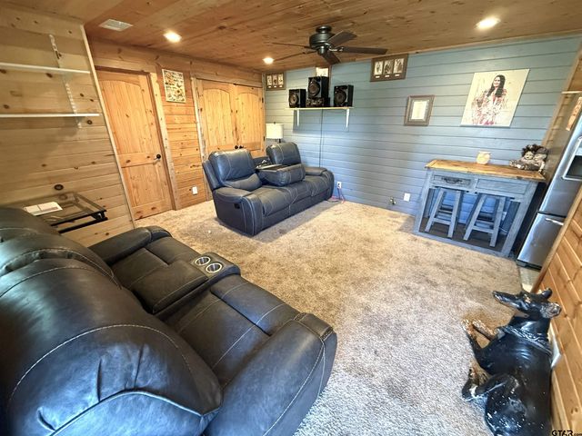 18407 Farm Market 137, Roxton, TX 75477