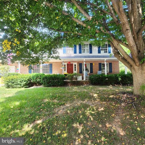 3500 DELWOOD DR, Mechanicsburg, PA 17050