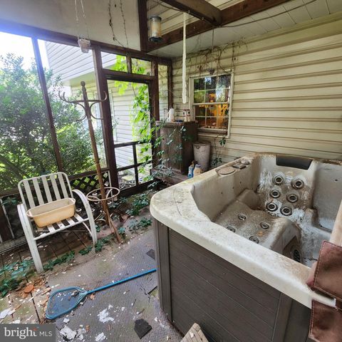 3500 DELWOOD DR, Mechanicsburg, PA 17050