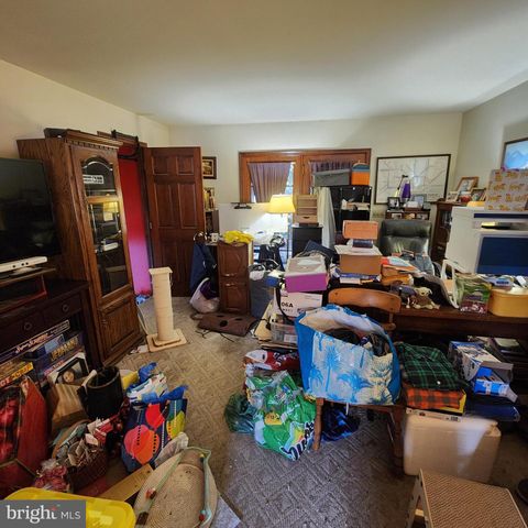 3500 DELWOOD DR, Mechanicsburg, PA 17050
