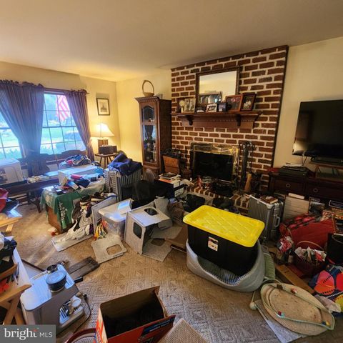 3500 DELWOOD DR, Mechanicsburg, PA 17050