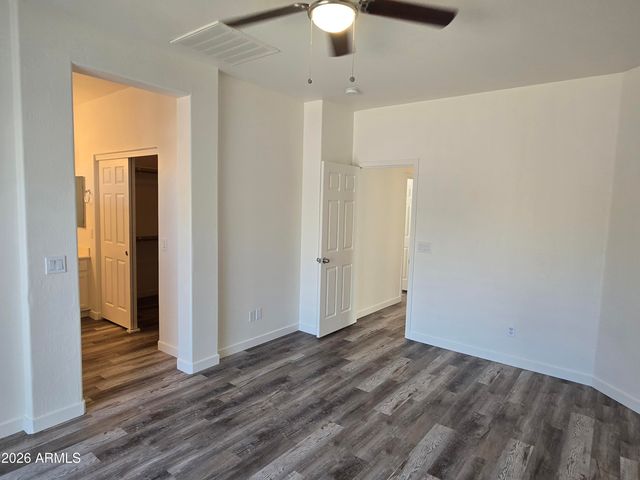 1784 S FALCON Drive, Gilbert, AZ 85295