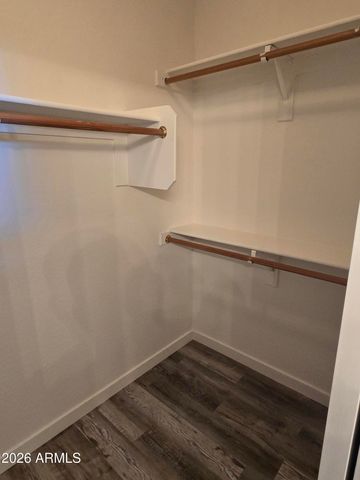 1784 S FALCON Drive, Gilbert, AZ 85295