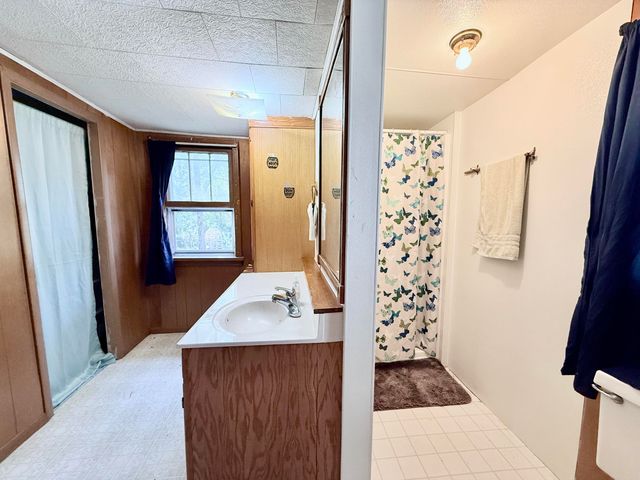 1304 W State Route 17, Houston, MO 65483