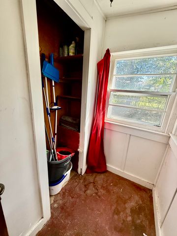 1304 W State Route 17, Houston, MO 65483