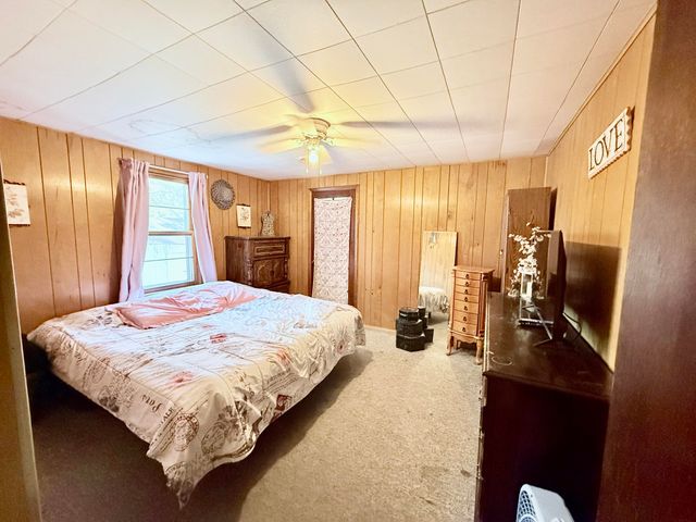 1304 W State Route 17, Houston, MO 65483