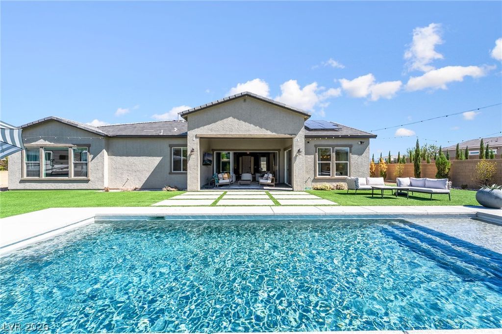 8735 South Pioneer Way, Las Vegas, NV 89113 — exterior