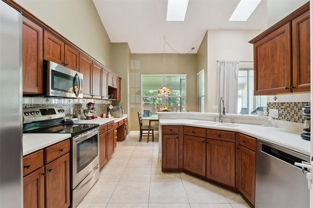 3883 KINGSTON OAKS COVE, Oviedo, FL 32765