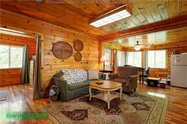 213 Lazy K Drive, Elkview, WV 25071