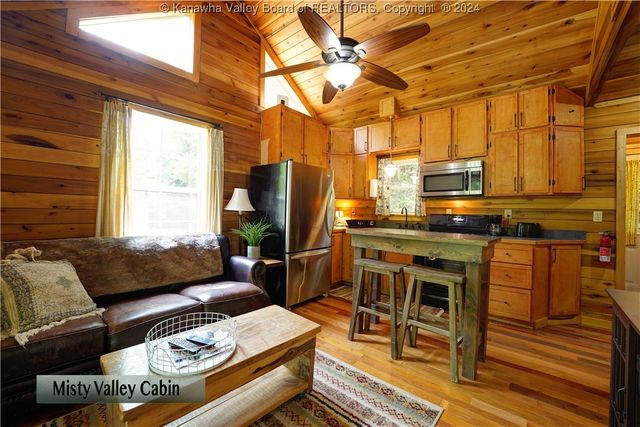 213 Lazy K Drive, Elkview, WV 25071