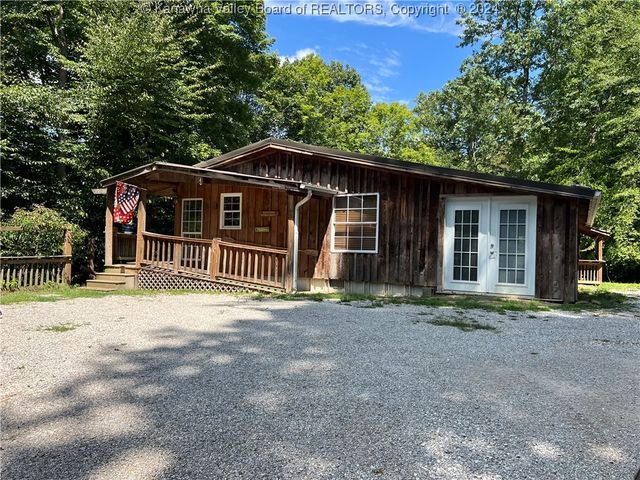 213 Lazy K Drive, Elkview, WV 25071
