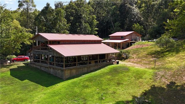 213 Lazy K Drive, Elkview, WV 25071