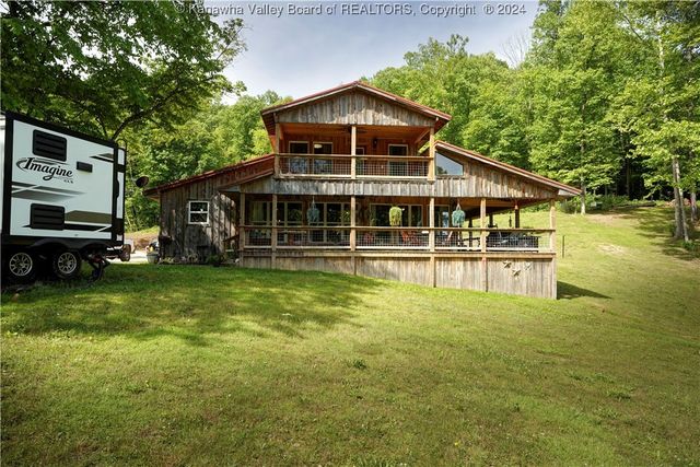213 Lazy K Drive, Elkview, WV 25071