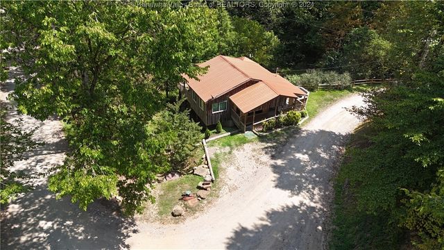 213 Lazy K Drive, Elkview, WV 25071