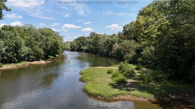 213 Lazy K Drive, Elkview, WV 25071