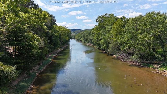 213 Lazy K Drive, Elkview, WV 25071