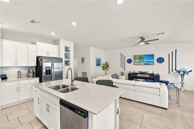 3813 Treasure Oak WAY, Fort Myers, FL 33905