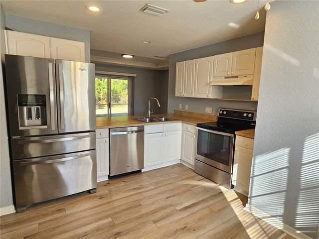 8470 DROLET AVENUE, North Port, FL 34291