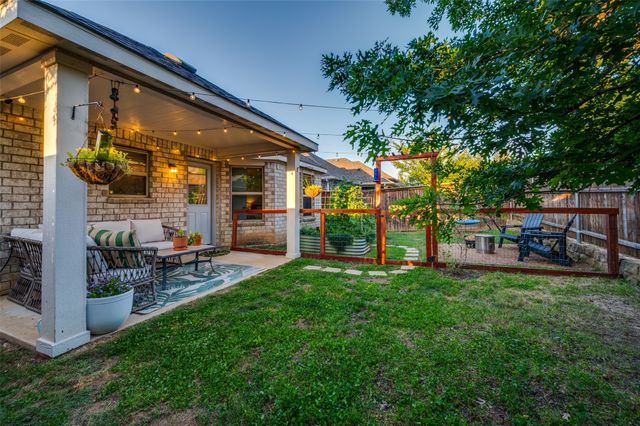 3406 Duncan Way, Corinth, TX 76210