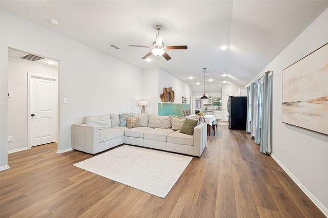 3406 Duncan Way, Corinth, TX 76210