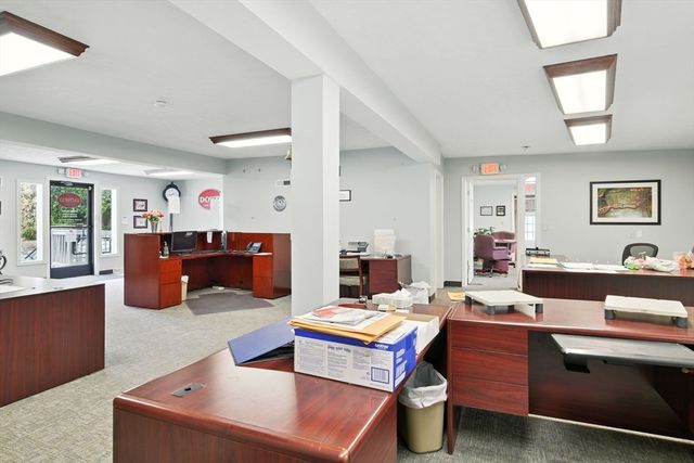 485 Main St, Springfield, MA 01151