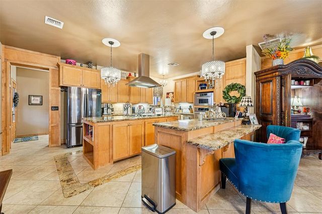 1301 Red Oak Lane, Blanchard, OK 73010